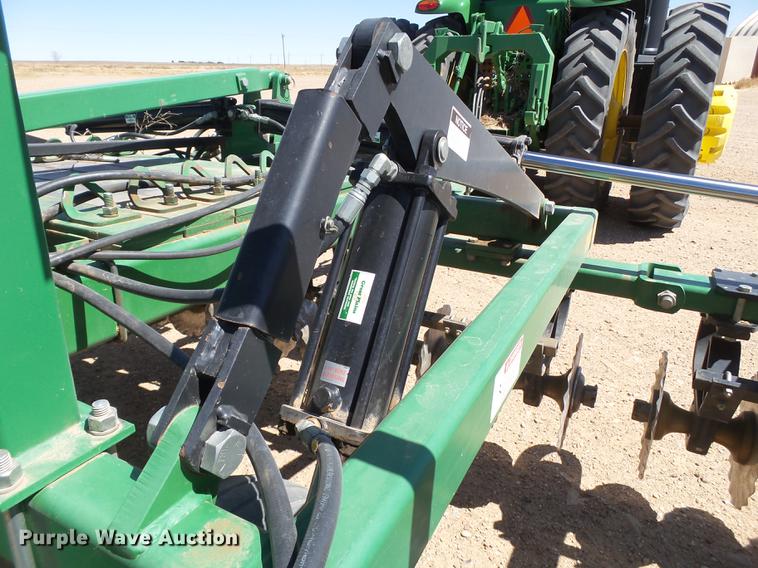 image for item DD1186 Great Plains Turbo Till 3000 Series II vertical tillage
