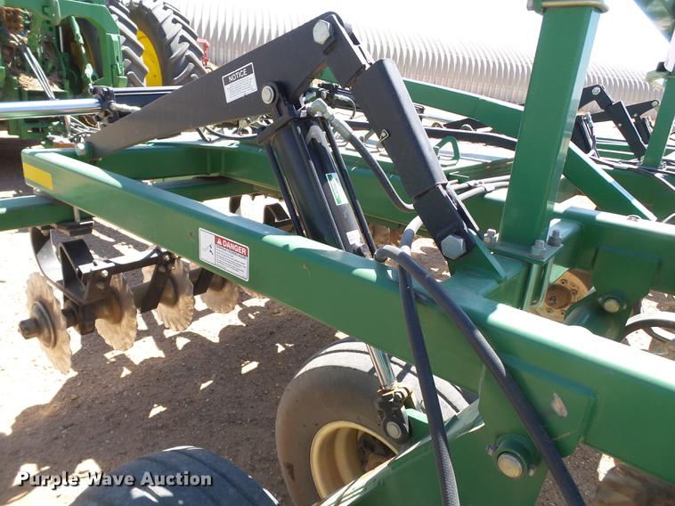 image for item DD1186 Great Plains Turbo Till 3000 Series II vertical tillage