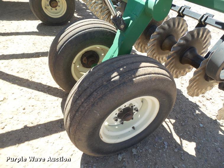 image for item DD1186 Great Plains Turbo Till 3000 Series II vertical tillage