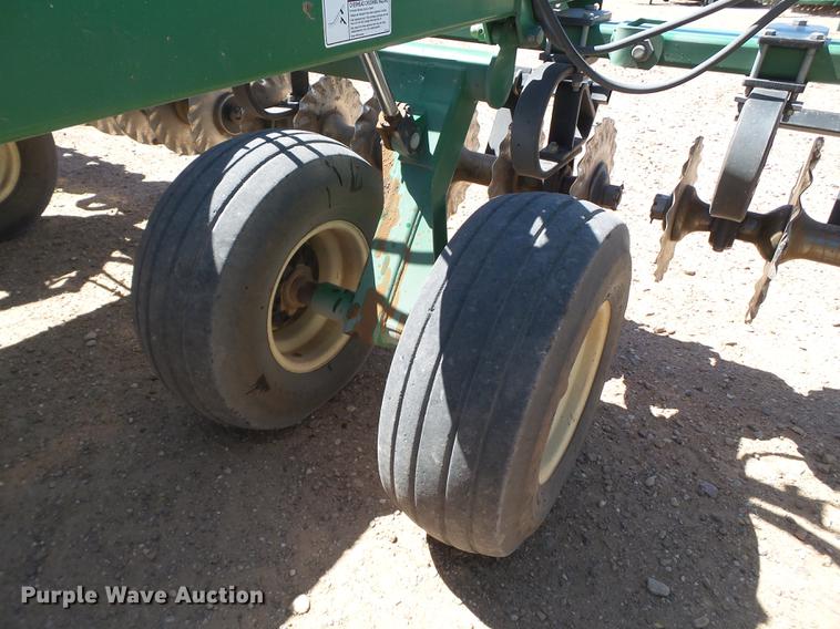 image for item DD1186 Great Plains Turbo Till 3000 Series II vertical tillage