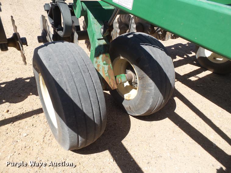 image for item DD1186 Great Plains Turbo Till 3000 Series II vertical tillage