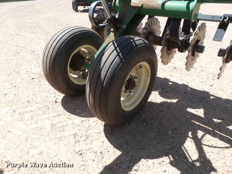 image for item DD1186 Great Plains Turbo Till 3000 Series II vertical tillage