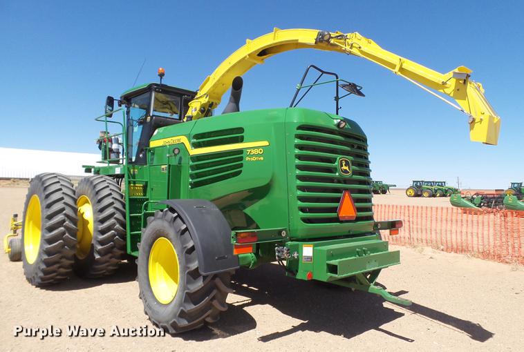 image for item DD1188 2015 John Deere 7380 forage harvester
