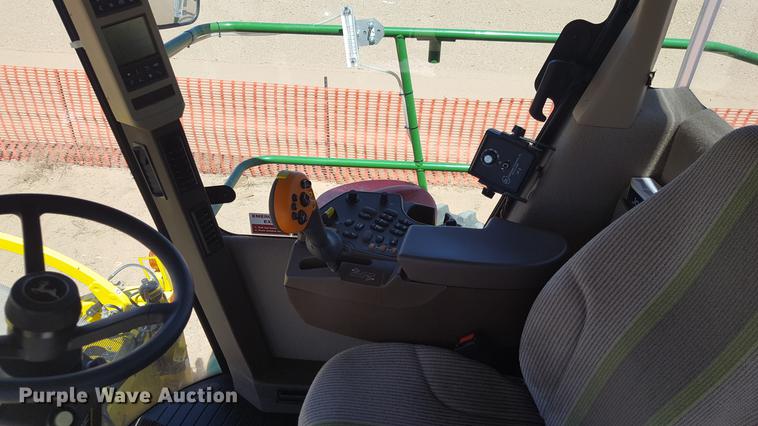 image for item DD1188 2015 John Deere 7380 forage harvester