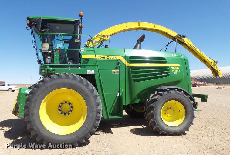 image for item DD1190 2013 John Deere 7480 forage harvester