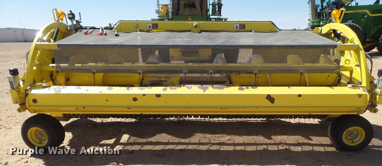 image for item DD1191 2013 John Deere 640C pickup head