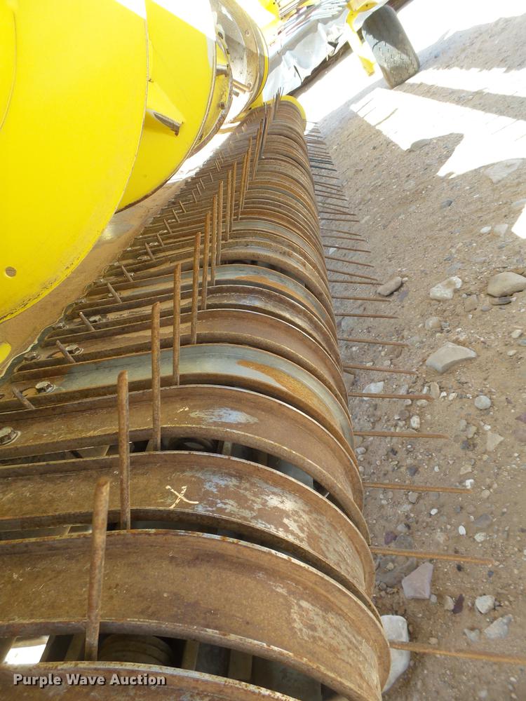 image for item DD1191 2013 John Deere 640C pickup head