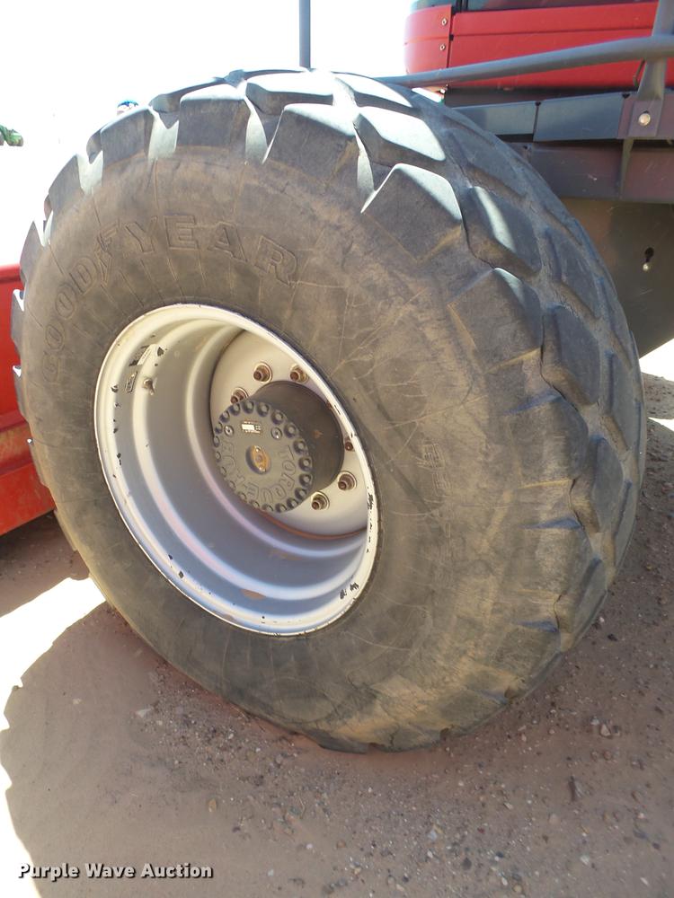 image for item DD1192 2013 Massey Ferguson WR9770 windrower