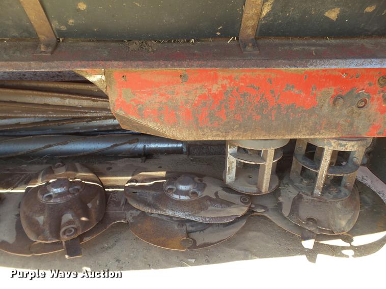 image for item DD1192 2013 Massey Ferguson WR9770 windrower