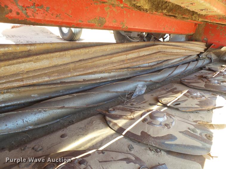 image for item DD1192 2013 Massey Ferguson WR9770 windrower