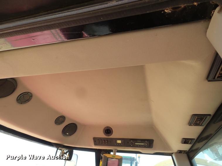 image for item DD1192 2013 Massey Ferguson WR9770 windrower