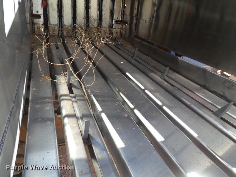 image for item DD1193 2012 Massey Ferguson 2170 large square baler