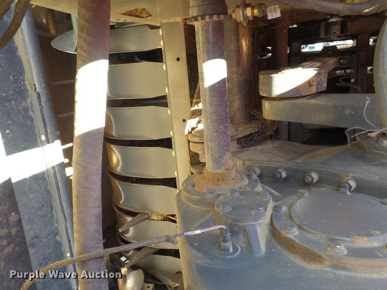 image for item DD1193 2012 Massey Ferguson 2170 large square baler