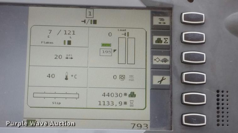 image for item DD1193 2012 Massey Ferguson 2170 large square baler