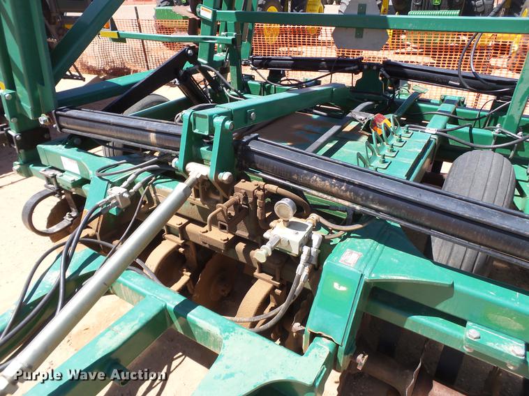 image for item DD1194 Great Plains Turbo Till 3000 Series II vertical tillage