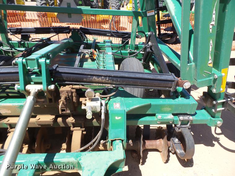 image for item DD1194 Great Plains Turbo Till 3000 Series II vertical tillage