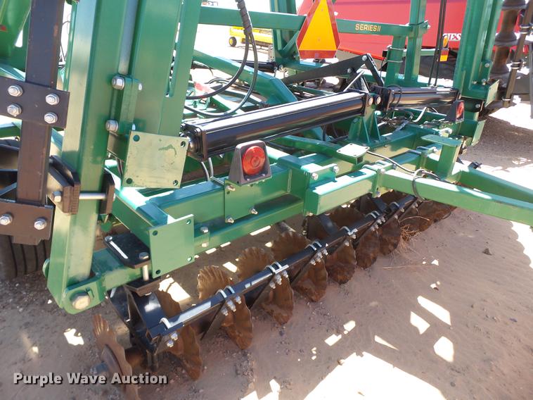 image for item DD1194 Great Plains Turbo Till 3000 Series II vertical tillage