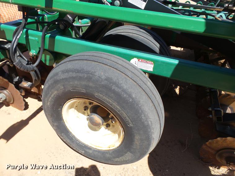 image for item DD1194 Great Plains Turbo Till 3000 Series II vertical tillage