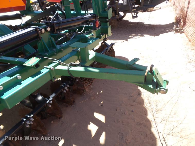 image for item DD1194 Great Plains Turbo Till 3000 Series II vertical tillage