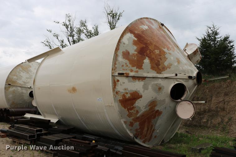 image for item DD4248 Steel dry storage tank/bin