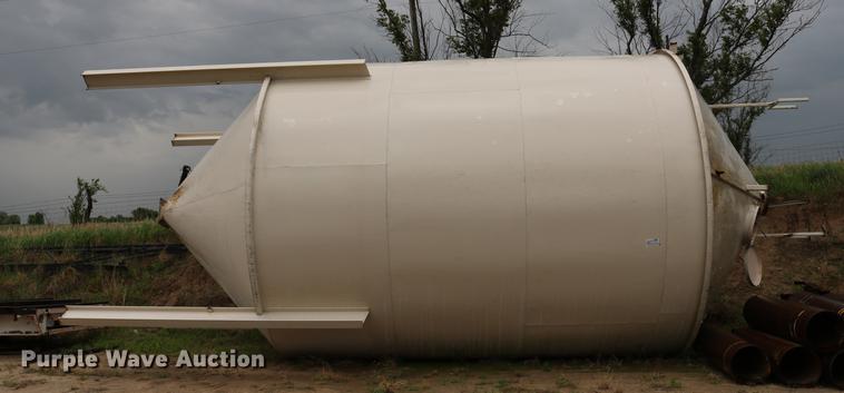 image for item DD4249 Steel dry storage tank/bin