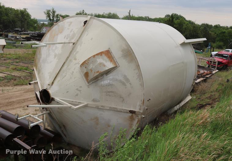 image for item DD4249 Steel dry storage tank/bin