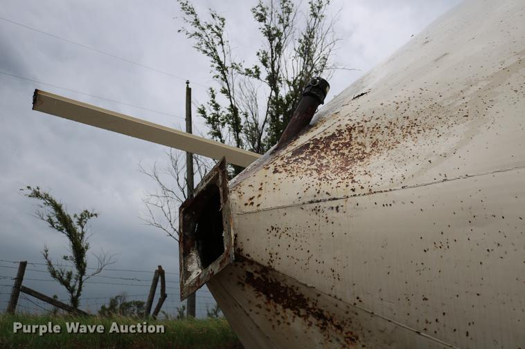 image for item DD4249 Steel dry storage tank/bin