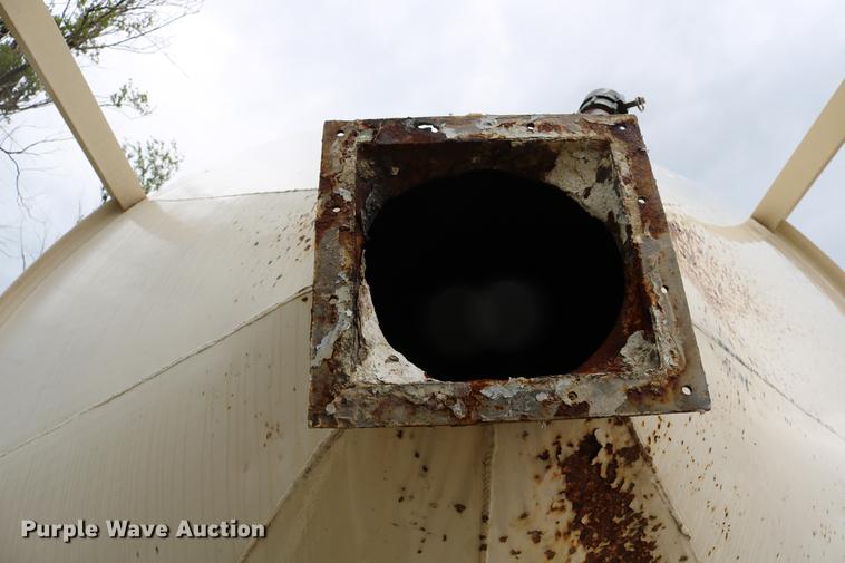 image for item DD4249 Steel dry storage tank/bin