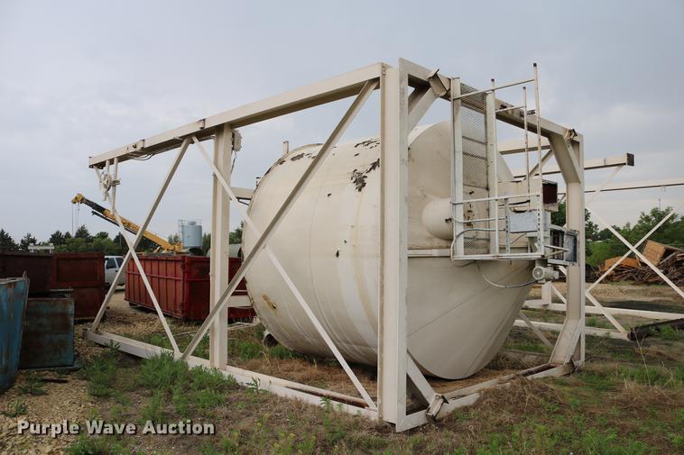 image for item DD4250 Structural steel storage bin frame with bin