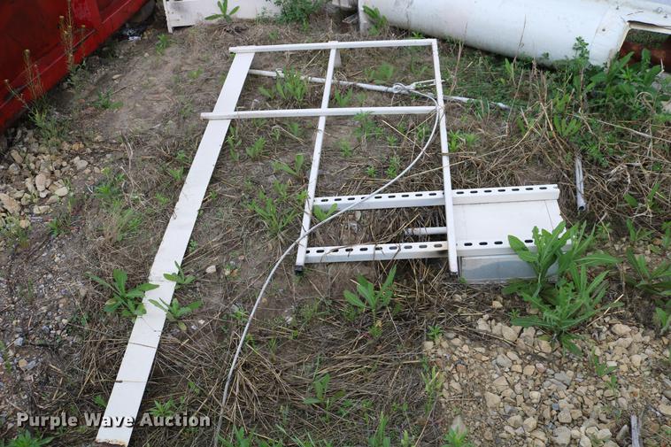 image for item DD4250 Structural steel storage bin frame with bin