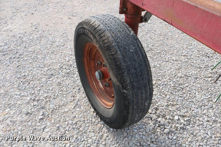 image for item DD4260 Gehl hay rake