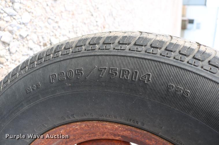 image for item DD4260 Gehl hay rake