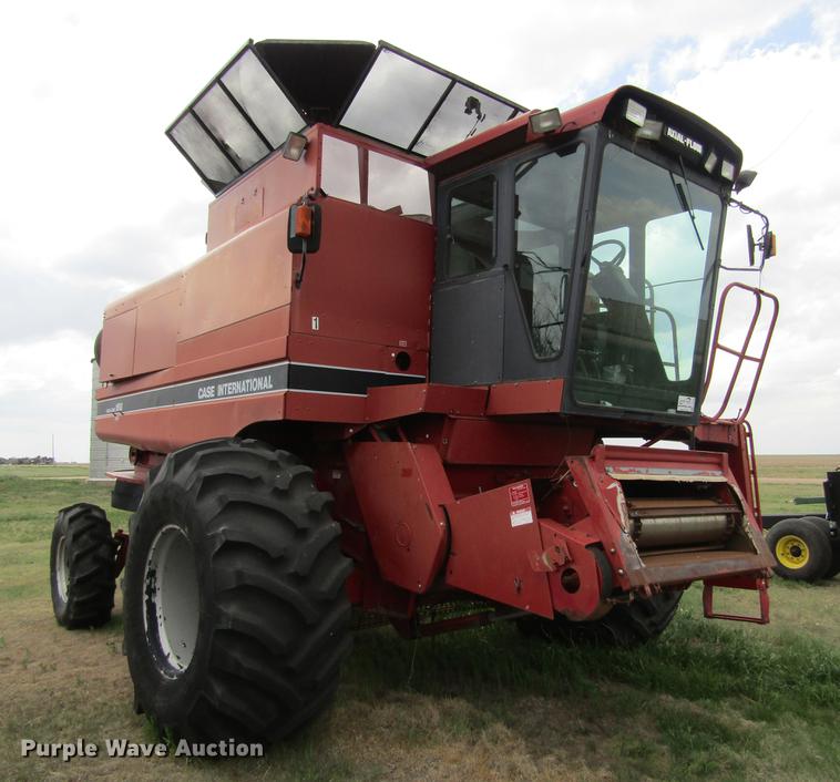 image for item DD5666 1994 Case IH 1688 Axial-Flow combine