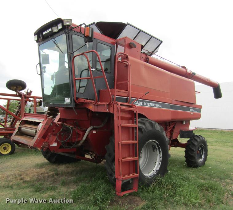 image for item DD5666 1994 Case IH 1688 Axial-Flow combine