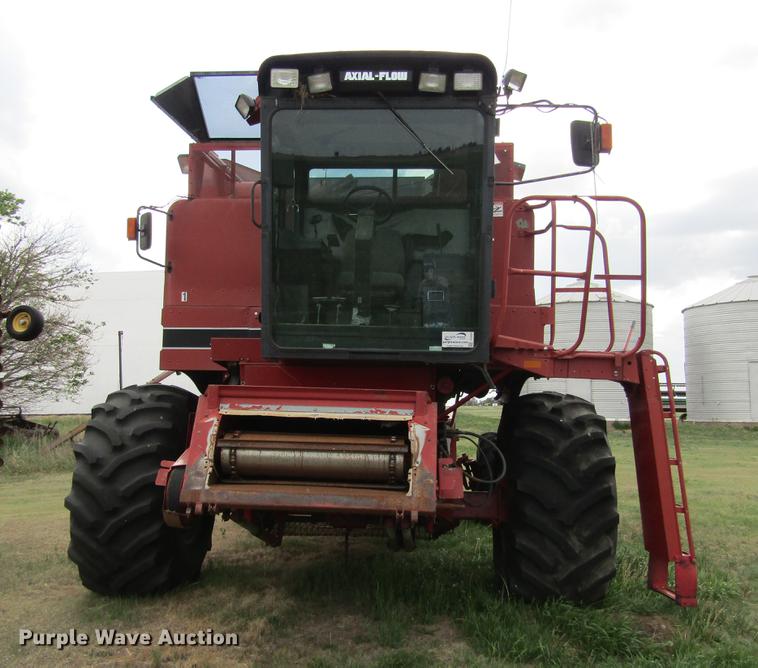 image for item DD5666 1994 Case IH 1688 Axial-Flow combine