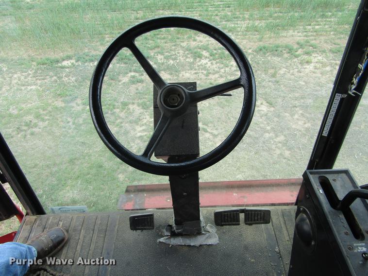 image for item DD5666 1994 Case IH 1688 Axial-Flow combine