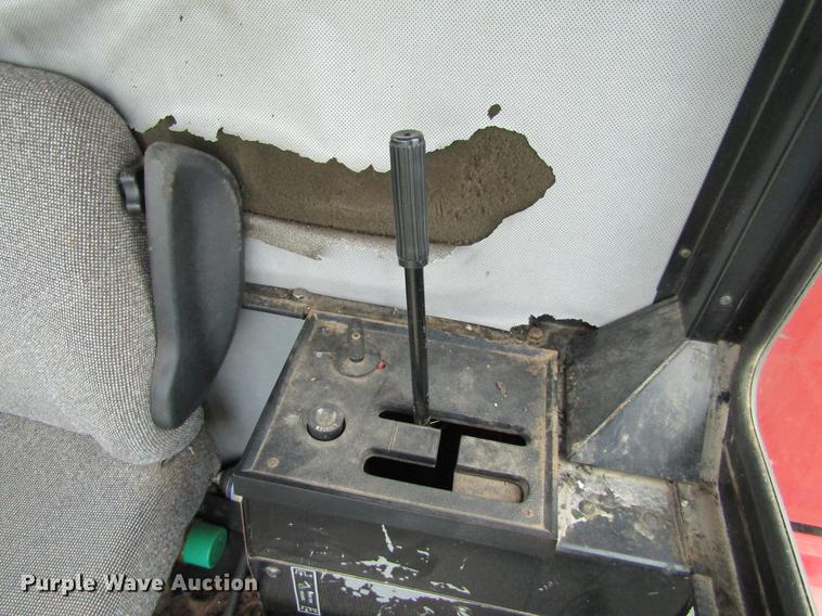 image for item DD5666 1994 Case IH 1688 Axial-Flow combine