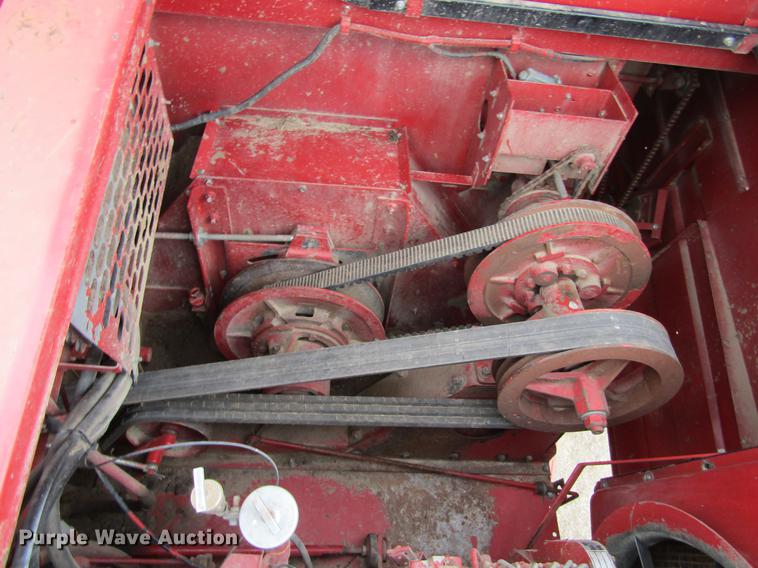 image for item DD5666 1994 Case IH 1688 Axial-Flow combine