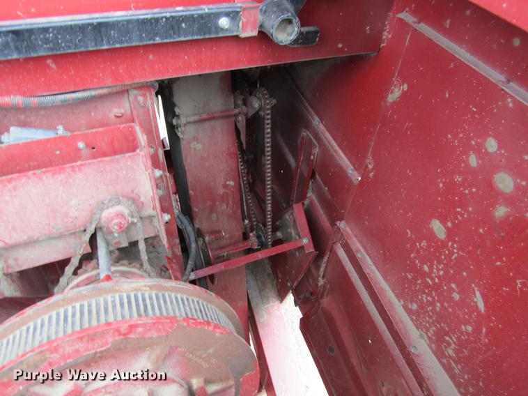image for item DD5666 1994 Case IH 1688 Axial-Flow combine