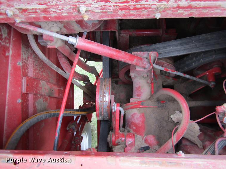 image for item DD5666 1994 Case IH 1688 Axial-Flow combine