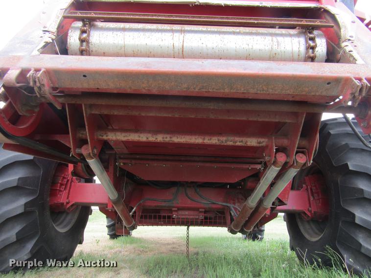 image for item DD5666 1994 Case IH 1688 Axial-Flow combine