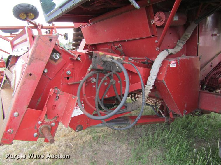 image for item DD5666 1994 Case IH 1688 Axial-Flow combine