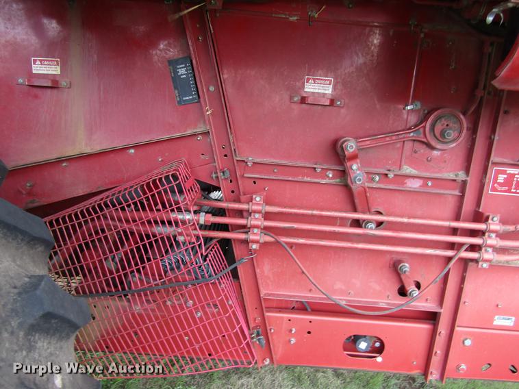 image for item DD5666 1994 Case IH 1688 Axial-Flow combine
