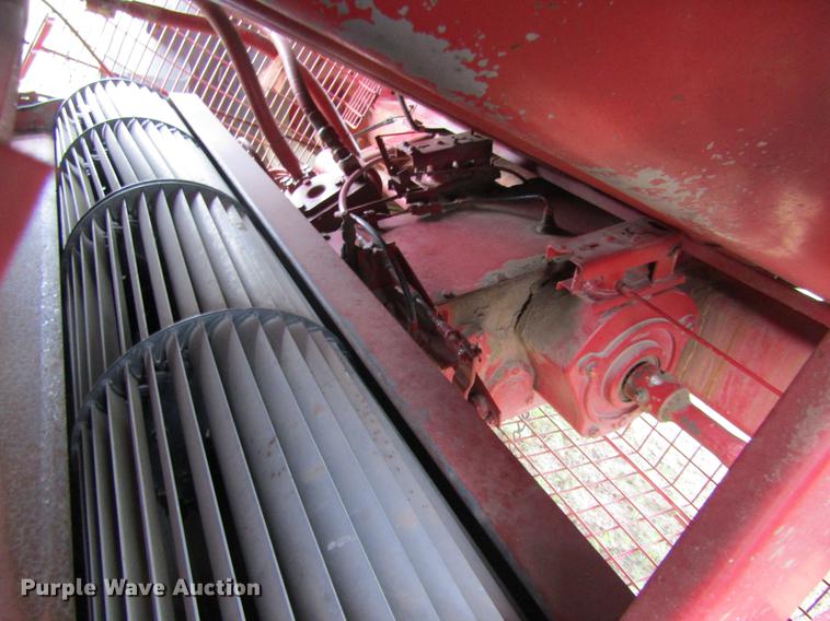 image for item DD5666 1994 Case IH 1688 Axial-Flow combine