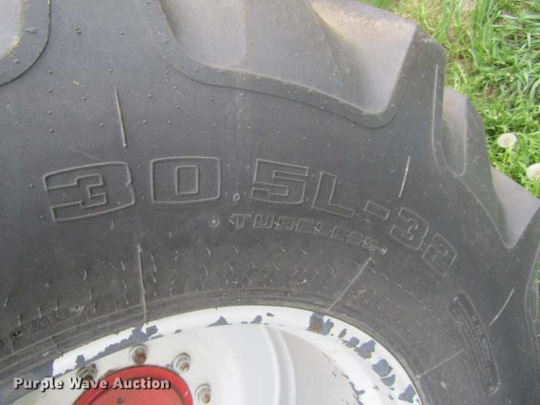 image for item DD5666 1994 Case IH 1688 Axial-Flow combine