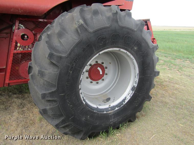 image for item DD5666 1994 Case IH 1688 Axial-Flow combine