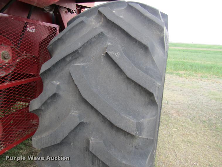 image for item DD5666 1994 Case IH 1688 Axial-Flow combine