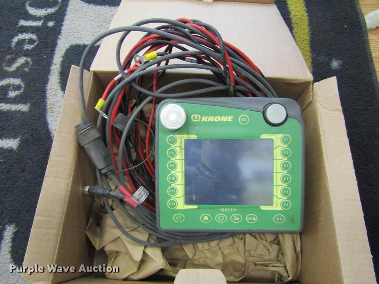 image for item DD5670 2013 Krone Big Pack 1290 HDP High Speed large square baler