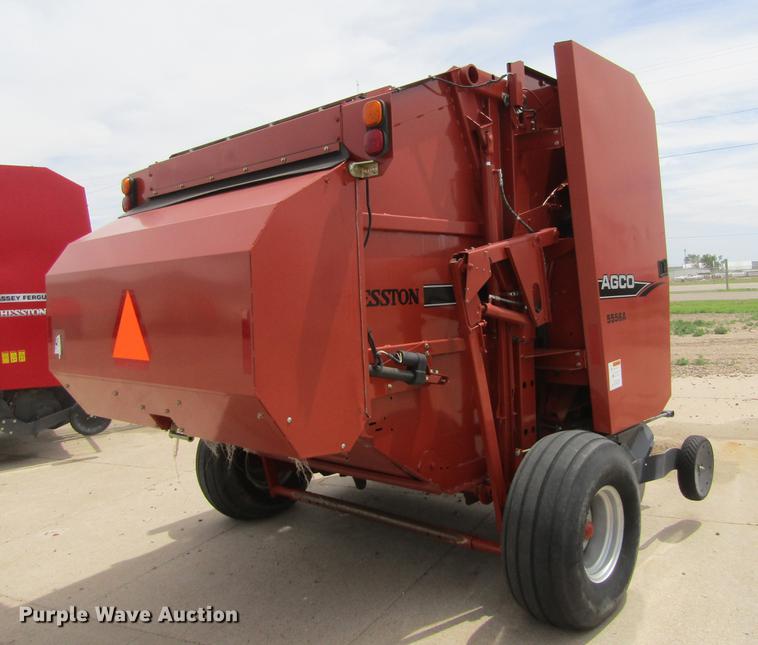 image for item DD5671 2009 Hesston 5556A round baler