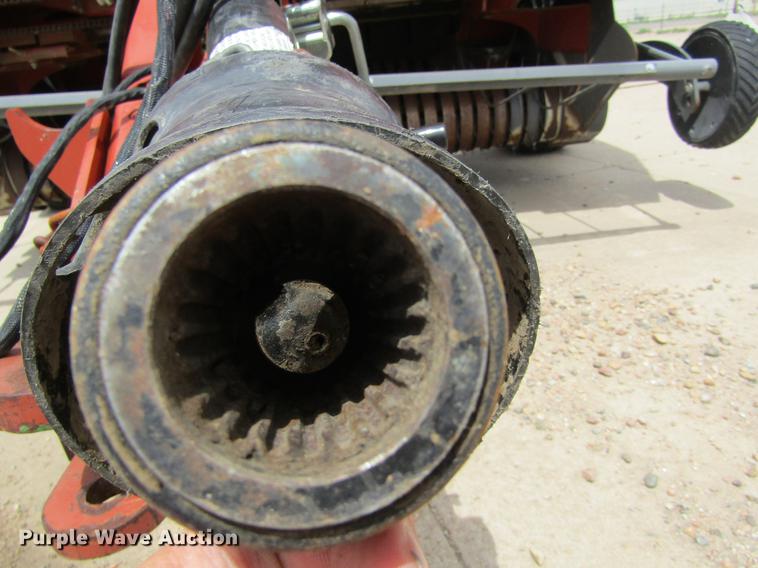 image for item DD5671 2009 Hesston 5556A round baler